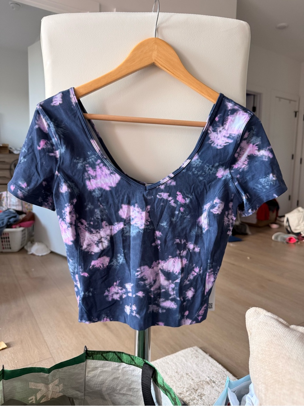 lululemon athletica Navy & Light Pink Tie-Dye Scoop Crop Top